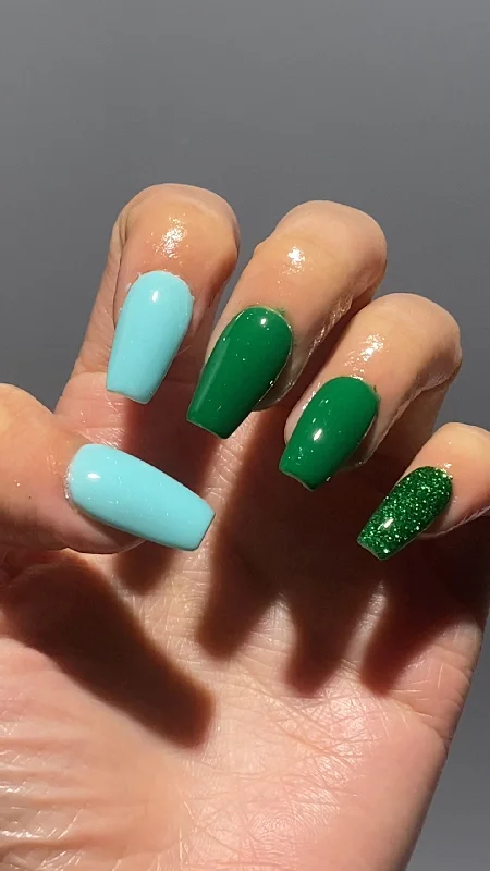 nail repair with nail tape-Minty Fresh and Emerald Sparkle