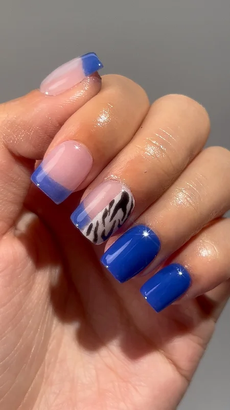 nail repair for school-Zebra Blue Block French