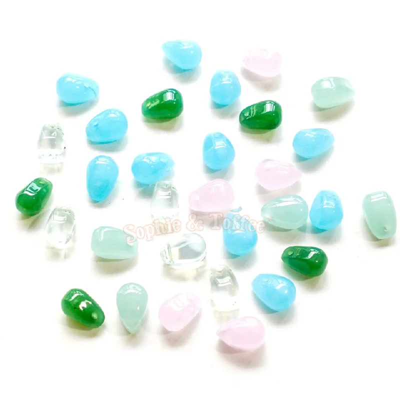 Nail rhinestone bespoke nails-Small Teardrop Gem Beads (15 pieces)