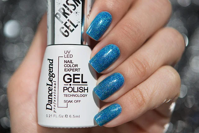 nail polish baby blue-Transgression (prism gel)