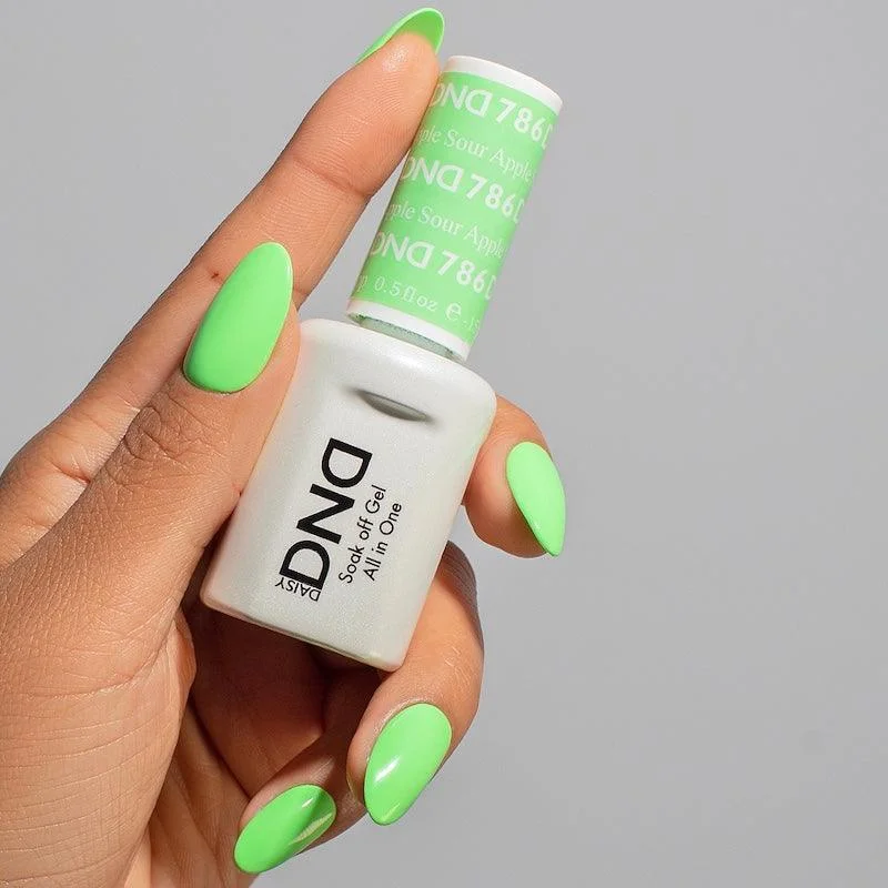 nail polish festive gold-Dnd Gel 786 Sour Apple