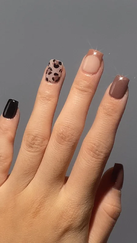 nail repair for experts-Glamour Almond Leopard Print