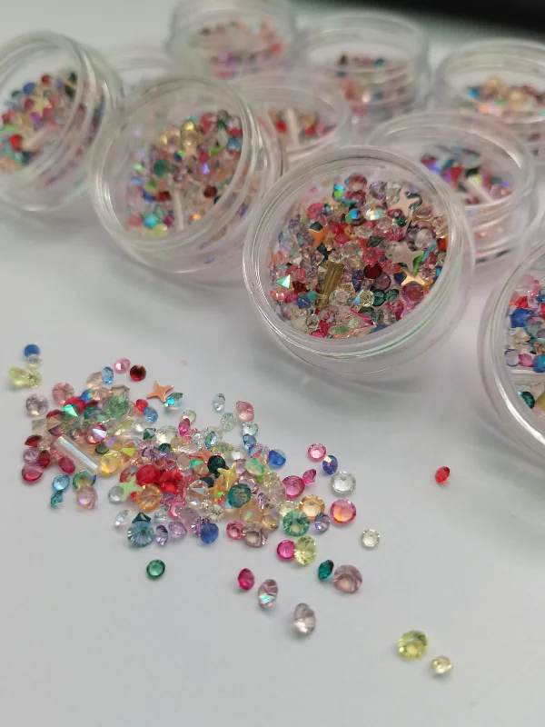 Nail rhinestone playful looks-TR09 rainbow crystal rhinestone mix Jar